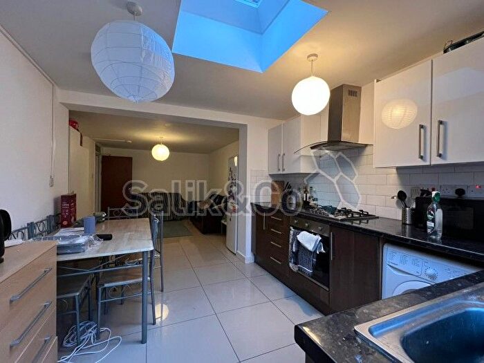 5 Bedroom Terraced House To Rent In Usher Road, London, E3