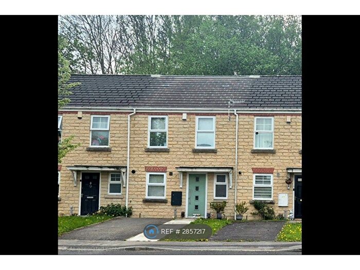 2 Bedroom Terraced House To Rent In Dewberry Close, Bradford, BD7