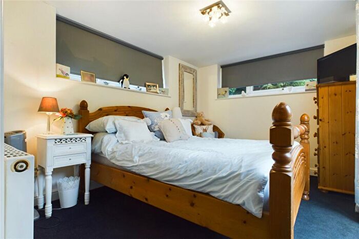 3 Bedroom Bungalow For Sale In Padworth, Reading, RG7