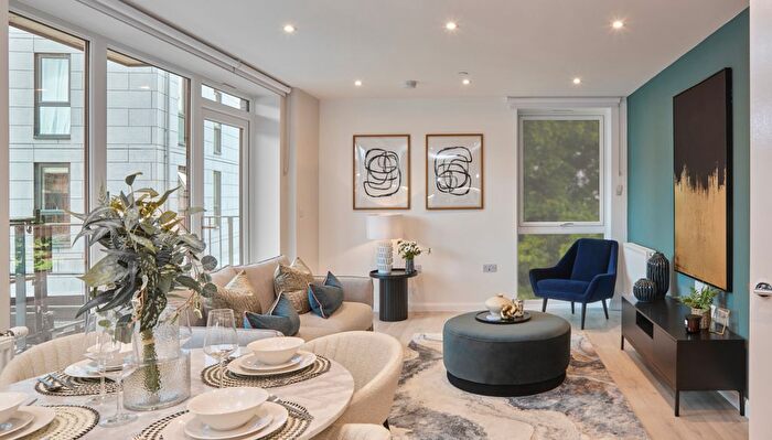 2 Bedroom Flat For Sale In "Founders Court South Type F-" At Market Street, Dartford, DA1