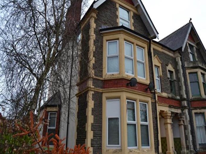 2 Bedroom Flat To Rent In North Road, Cathays, Cardiff, CF10