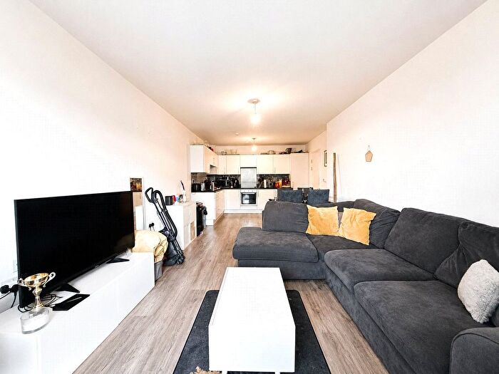 2 Bedroom Flat For Sale In Ottley Drive, London, SE3