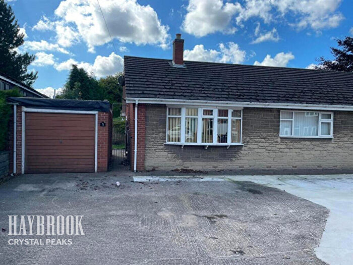 2 Bedroom Semi-Detached Bungalow For Sale In Creswell Road, Chesterfield, S43