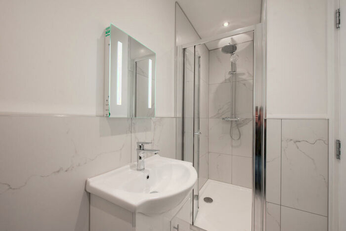 Studio To Rent In Crown Street, Brentwood, CM14