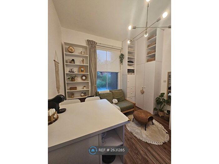 1 Bedroom Flat To Rent In Fellows Road, London, NW3