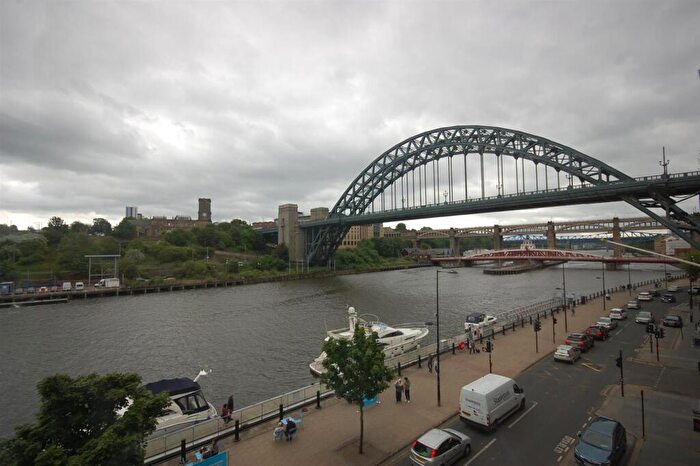 2 Bedroom Apartment To Rent In Flat, Three Indian Kings House, NE1