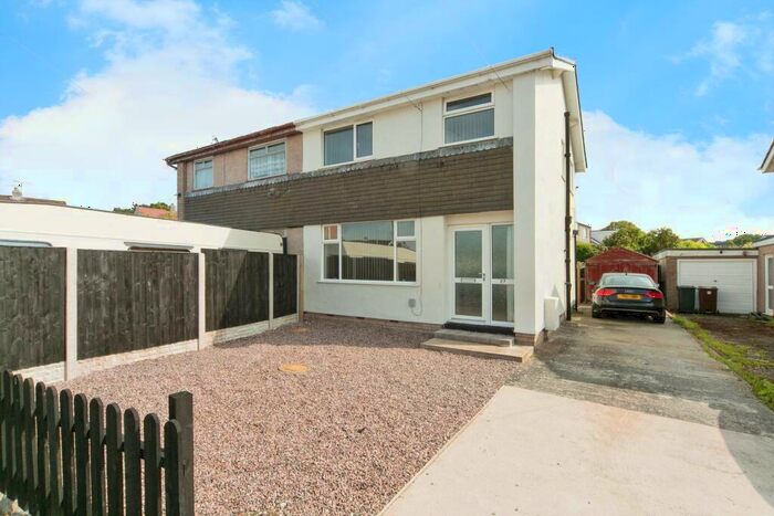 3 Bedroom End Of Terrace House To Rent In Pendyffryn, Llandudno Junction, LL31