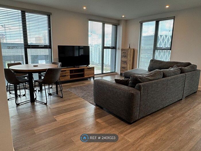 2 Bedroom Flat To Rent In Media City Uk, Media City Uk, M50