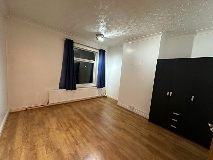 2 Bedroom Terraced House To Rent In Reindeer Street, Mansfield, NG18