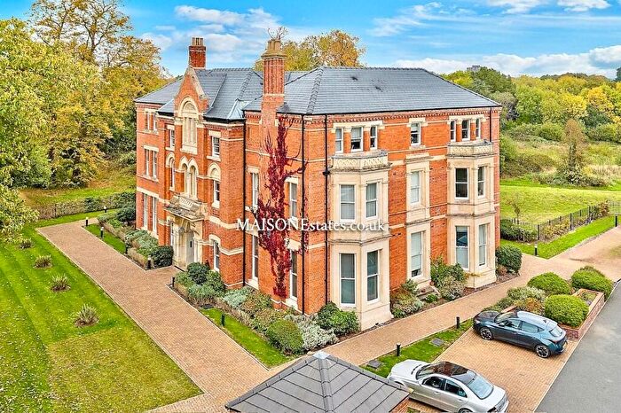 2 Bedroom Apartment For Sale In Gwendolyn Drive, New Century Park, Copsewood, CV3