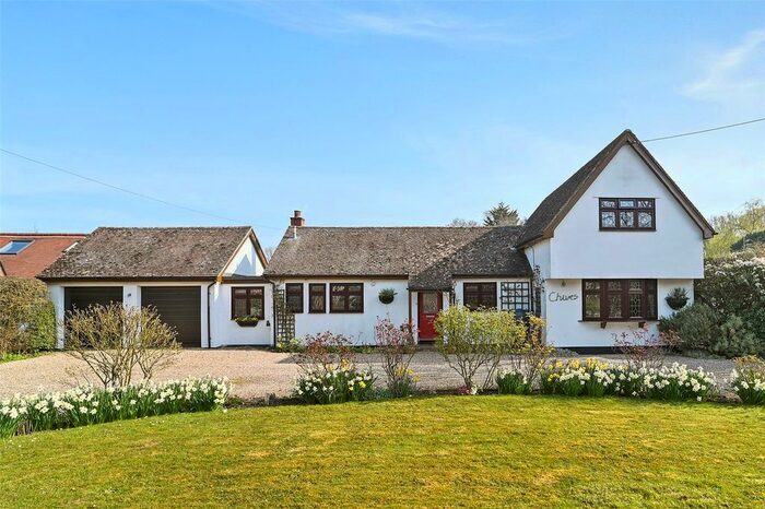 3 Bedroom Detached House For Sale In Domsey Lane, Little Waltham, Chelmsford, CM3