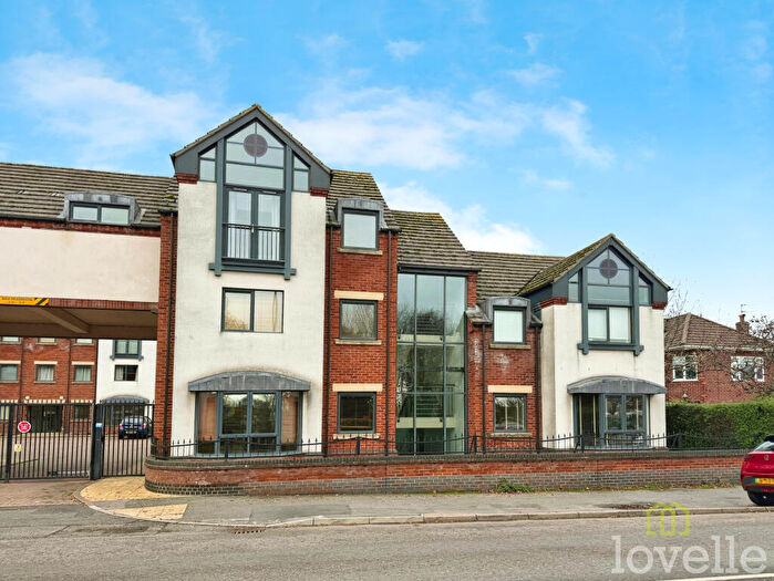 3 Bedroom Flat For Sale In Parkview Apartments, North Hykeham, LN6