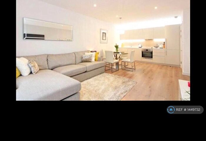 1 Bedroom Flat To Rent In Blackheath, London, SE3