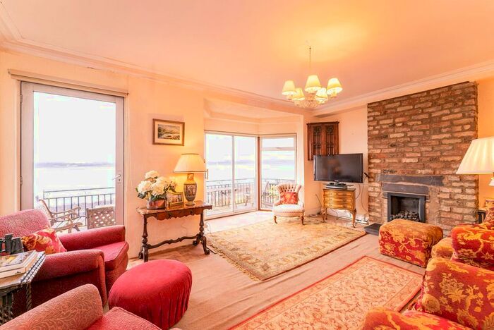 3 Bedroom Terraced House For Sale In Marine Terrace, Waterloo Port, Caernarfon, Gwynedd, LL55