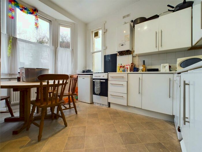 6 Bedroom Terraced House To Rent In Richmond Road, Brighton, BN2
