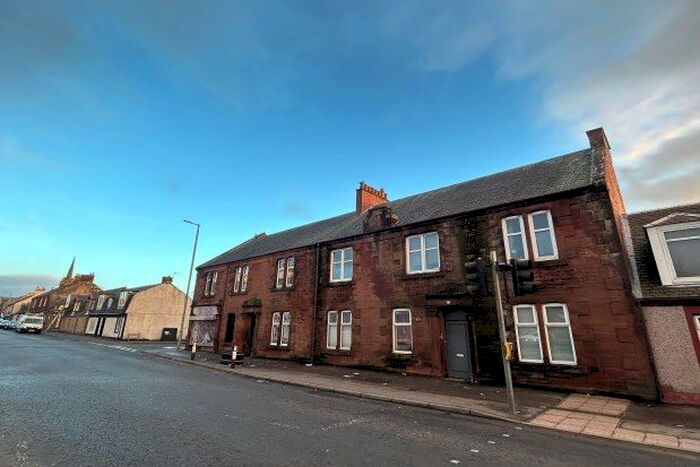 2 Bedroom Flat To Rent In West Main Street, Darvel, KA17
