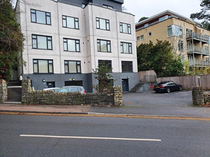 1 Bedroom Flat To Rent In Branksome Wood Road, Bournemouth, BH2