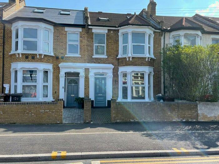4 Bedroom House To Rent In Grove Green Road, E11