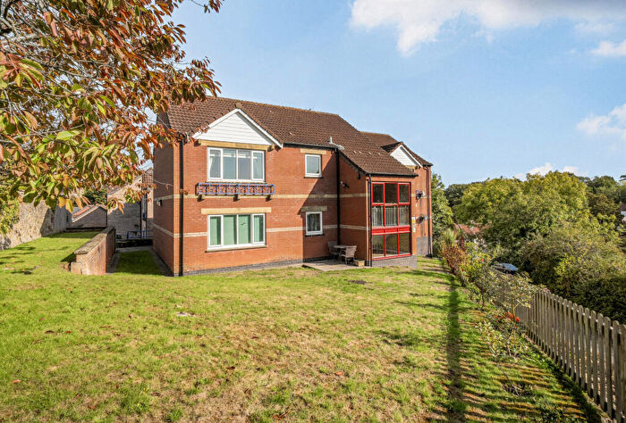 2 Bedroom Apartment For Sale In Fairacres Close, Keynsham, Bristol, Somerset, BS31