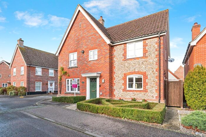 4 Bedroom Detached House For Sale In Neil Avenue, Holt, NR25