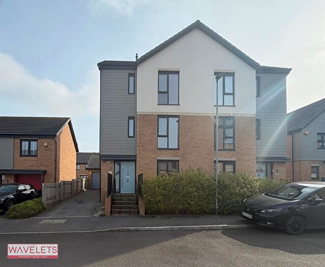 4 Bedroom Semi Detached House To Rent In Rosewood Drive, Waverley, Rotherham, S60