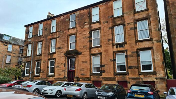 3 Bedroom Flat To Rent In Kelly Street, Greenock, PA16
