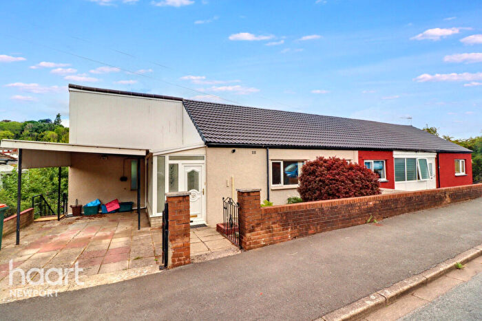 2 Bedroom Semi-Detached Bungalow For Sale In East Grove Road, Newport, NP19
