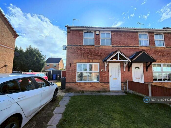 3 Bedroom Semi-Detached House To Rent In Monks Close, Dunscroft, Doncaster, DN7