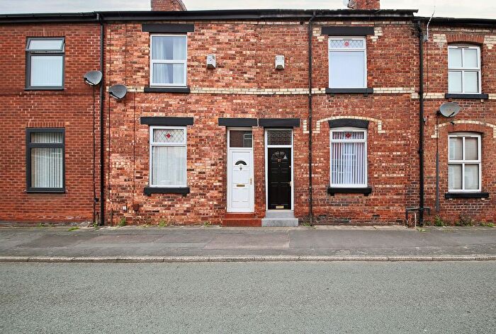 3 Bedroom Terraced House To Rent In Victoria Street, Wigan, WN5