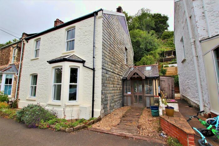 3 Bedroom Semi-Detached House To Rent In Foxbeare Road, Ilfracombe, EX34