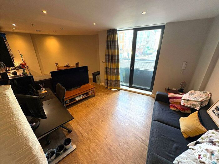 1 Bedroom Flat To Rent In Shudehill, Manchester, M4