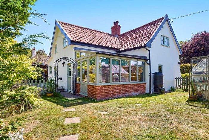 3 Bedroom Cottage For Sale In Broome, Eye, IP23