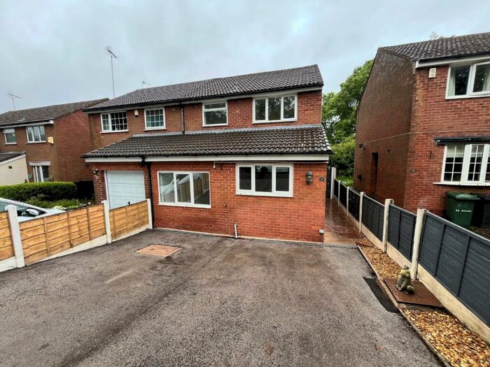 3 Bedroom Semi-Detached House To Rent In Merlewood, Edenfield, Ramsbottom, BL0