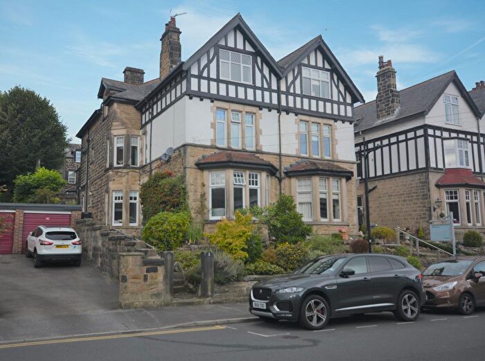 2 Bedroom Apartment To Rent In Spring Grove, Harrogate, North Yorkshire, HG1