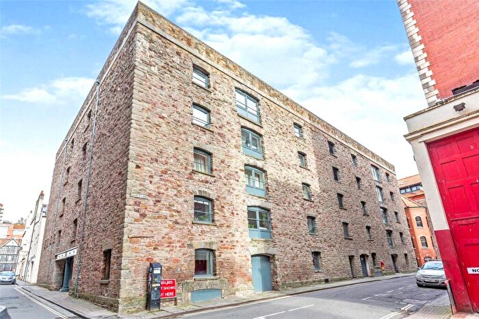 2 Bedroom Flat For Sale In Protheroes House, Hobbs Lane, Bristol, BS1