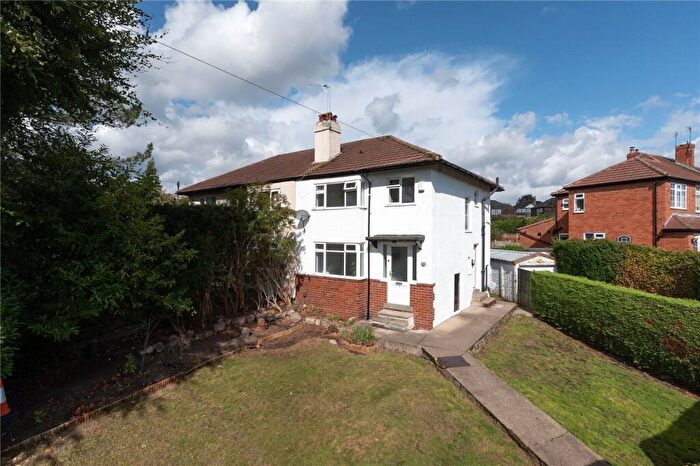 3 Bedroom Semi-Detached House For Sale In Valley Close, Leeds, West Yorkshire, LS17