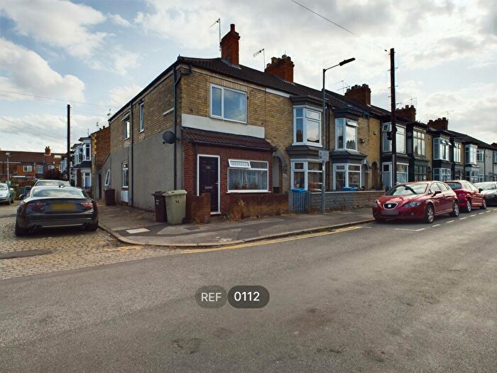 3 Bedroom End Of Terrace House To Rent In Perth Street, HU5