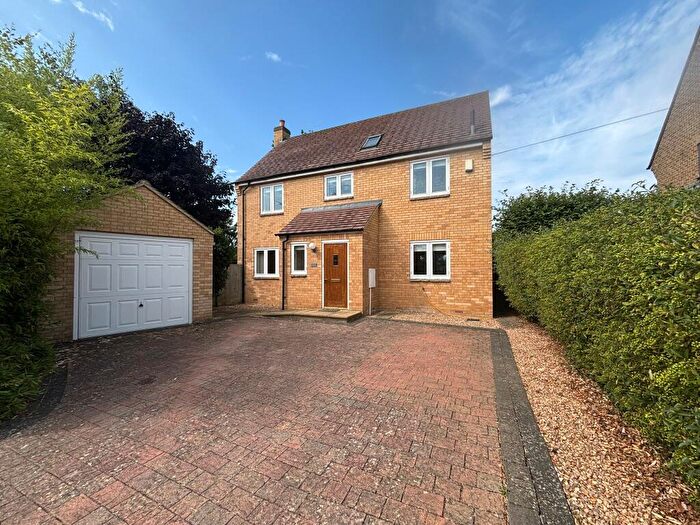 4 Bedroom Detached House For Sale In Maffit Road, Ailsworth, Peterborough, PE5
