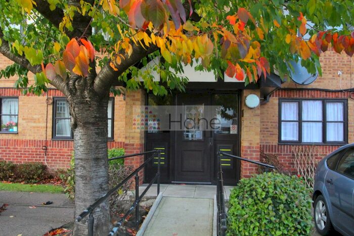 1 Bedroom Flat To Rent In Somerset Gardens, Creighton Road, Tottenham, N17