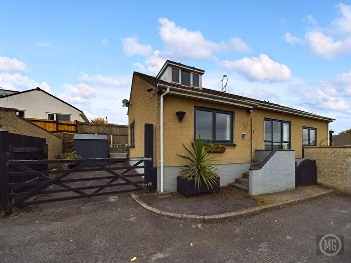 3 Bedroom Detached Bungalow For Sale In Hillcrest, Pensford, Bristol, BS39