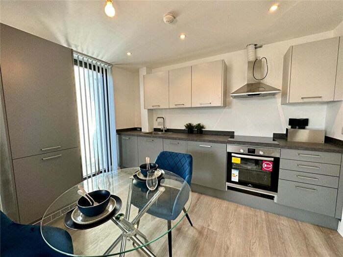 1 Bedroom Flat For Sale In Farnborough Road, Farnborough, Hampshire, GU14