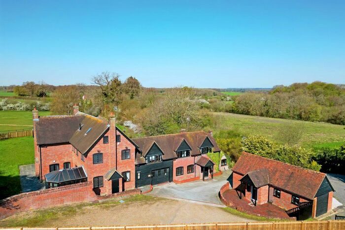 10 Bedroom Detached House For Sale In Fullers Hill, Hyde Heath, Amersham, HP6