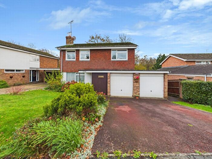 4 Bedroom House For Sale In Greenhill Way, Haywards Heath, RH17