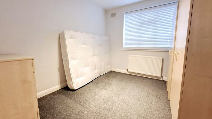 2 Bedroom Flat To Rent In Danes Gate, Harrow, HA1