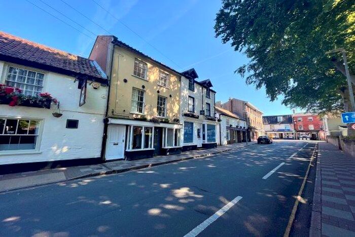 2 Bedroom Maisonette To Rent In Church Street, North Walsham, NR28