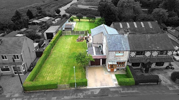 4 Bedroom Semi-Detached House For Sale In Banks Road, Banks, West Lancashire, PR9