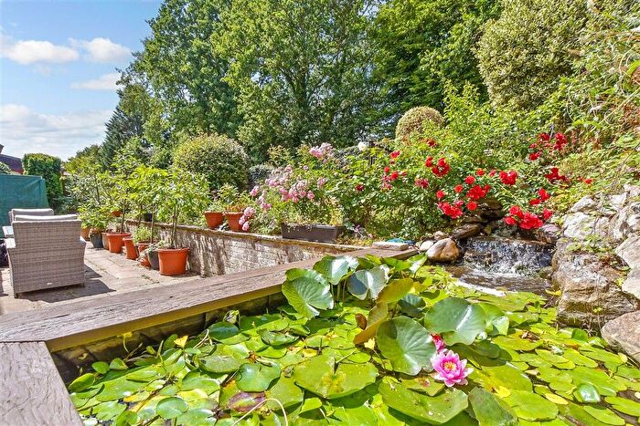 5 Bedroom Detached House For Sale In Henley Meadows, St. Michaels, Tenterden, Kent, TN30