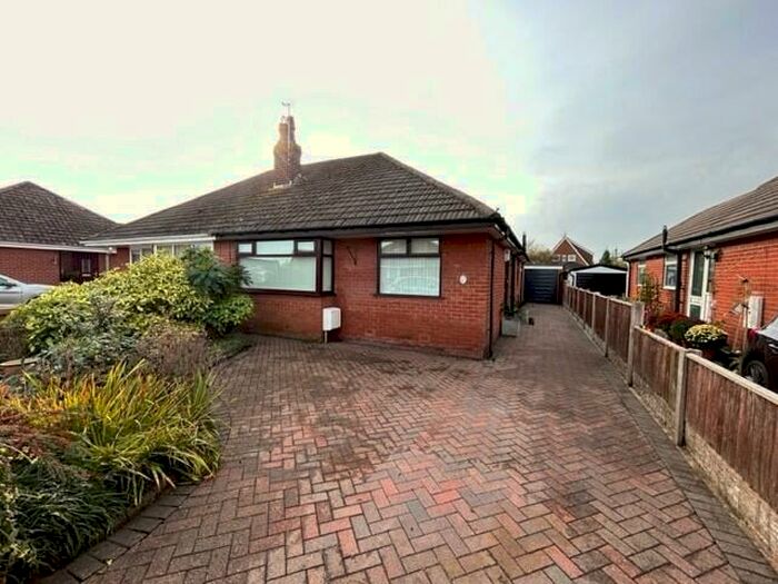 2 Bedroom Bungalow To Rent In Sandicroft Avenue, Hambleton, FY6