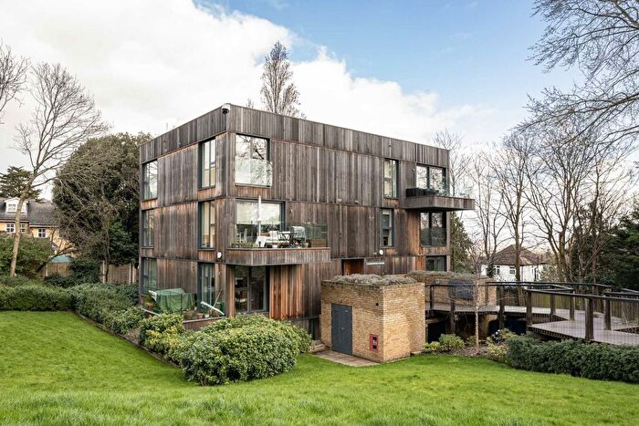 2 Bedroom Flat To Rent In Churchwood Gardens, Honor Oak, SE23