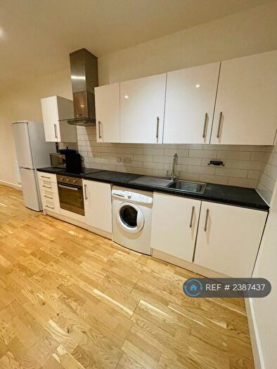 1 Bedroom Flat To Rent In Colne House, London, E1